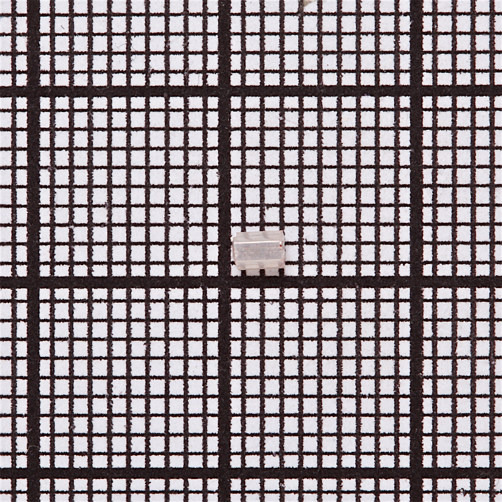 Бісер-рубка (2,1 мм) персиковий перламутровий 9812