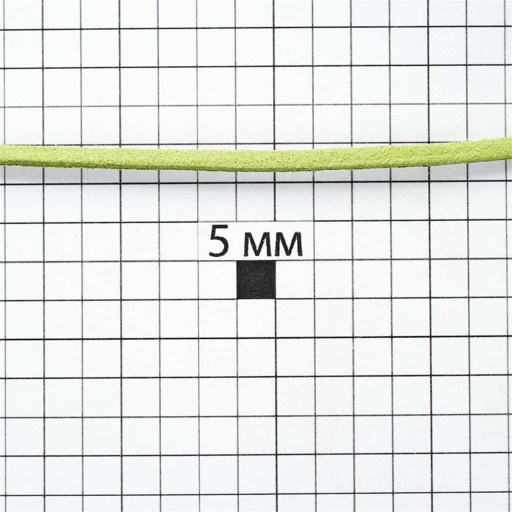 Шнур под замшу 3х1,4 мм зеленый 1 метр