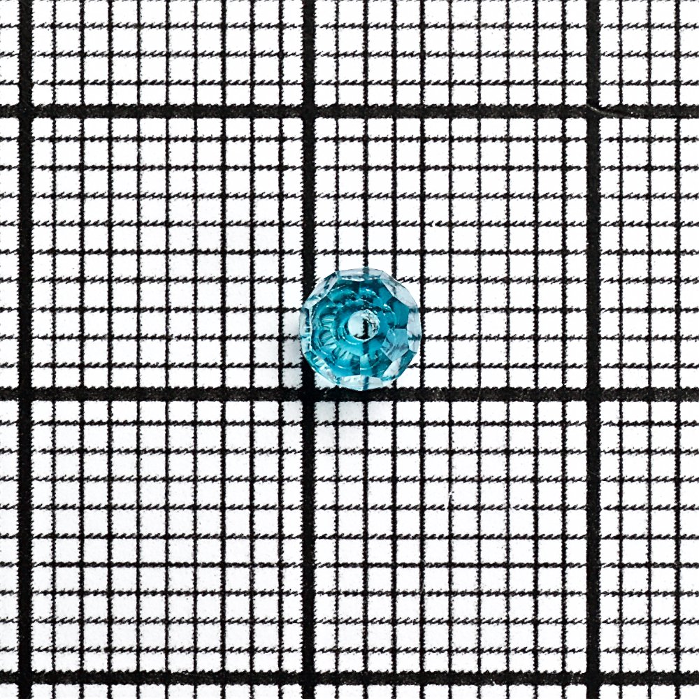 Кришталева намистина кругла 4 мм блакитна прозора
