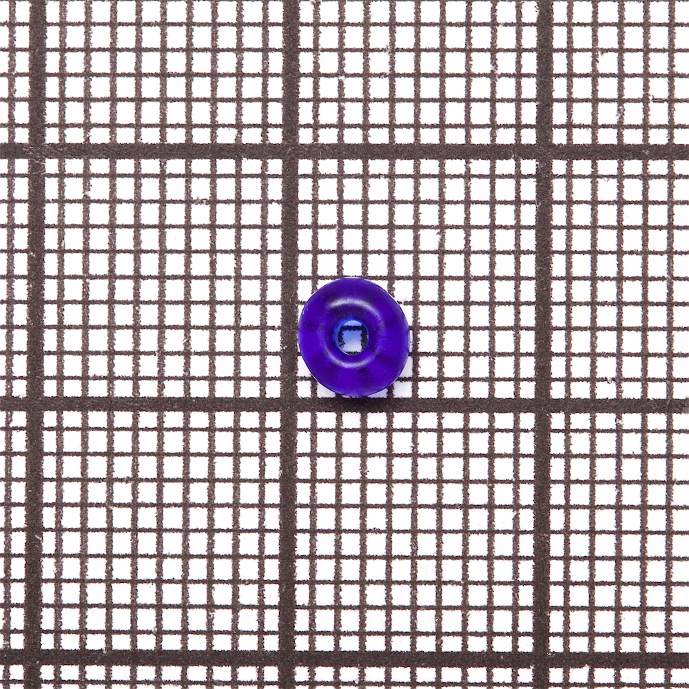 Бисер тертый 6 (3,6 мм) синий прозрачный 9475