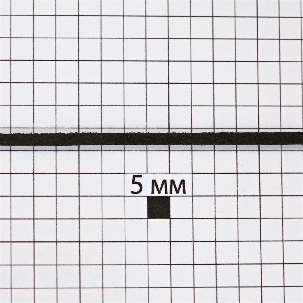 Шнур под замшу односторонний 3 мм черный 1 метр