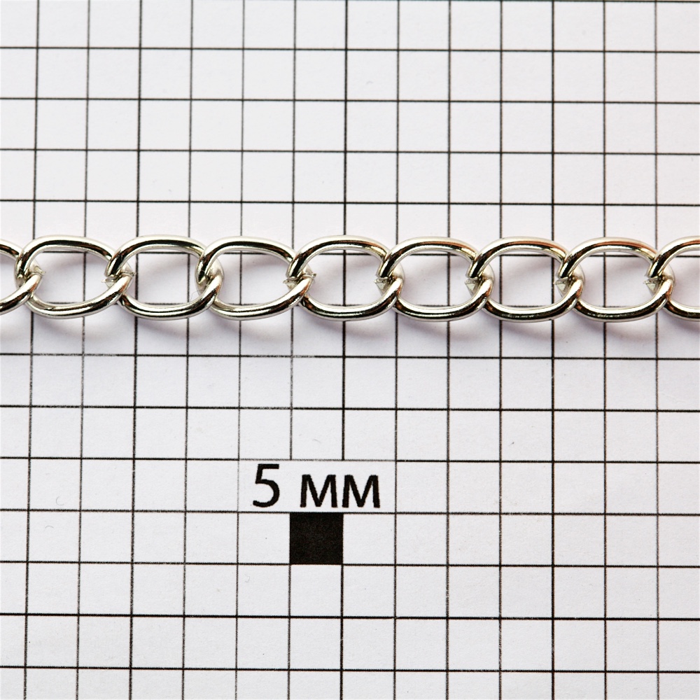 Ланцюг мельхіорового кольору середній панцирний 8х10х1,4 мм