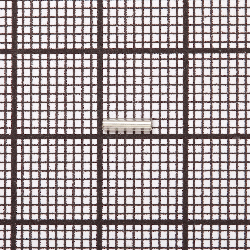 Бисер-стеклярус 3 (6 мм) прозрачный 9869