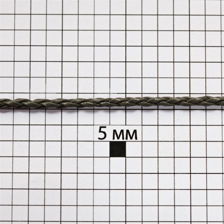 Шнур-косичка серый кожзаменитель 3 мм