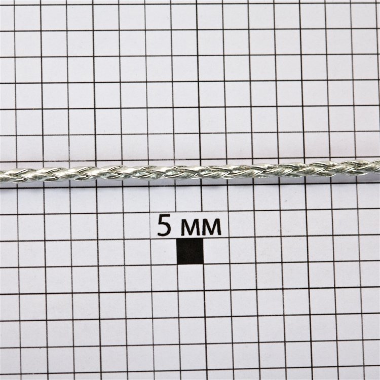 Шнур-кіска світло-сірий металік шкірзамінник 3 мм