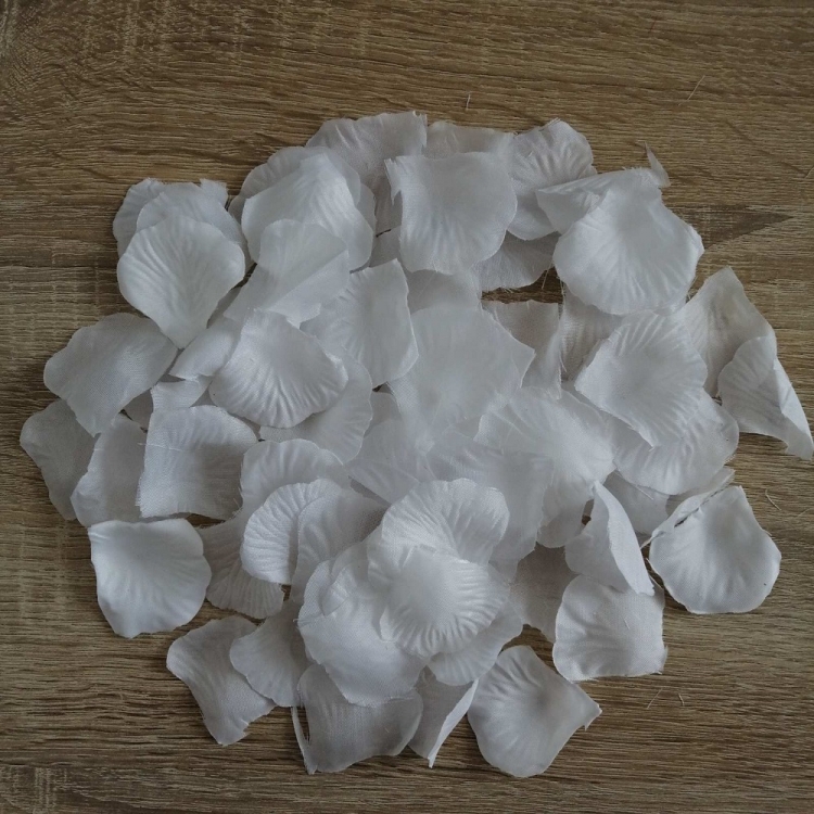 Искусственные лепестки роз белые (уп100шт +-3%)