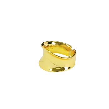 Металлическое кольцо Плавная геометрия золотистое
