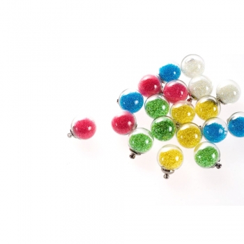 Колба-подвеска для браслетов с цветными шариками внутри мельхиоровая