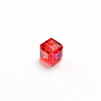 Кришталева намистина в формі куба 6 мм червона райдужна
