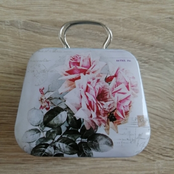 Коробочка бляшана у вигляді сумочки, "Троянди" 7х5,5х3,5 см