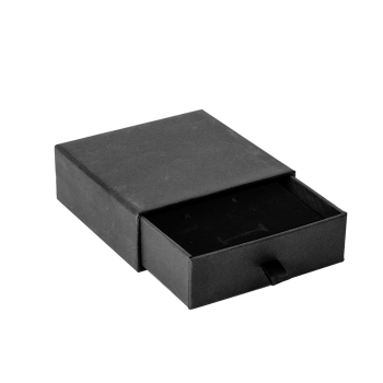 Коробочка картонна подарункова 10х10 см чорна